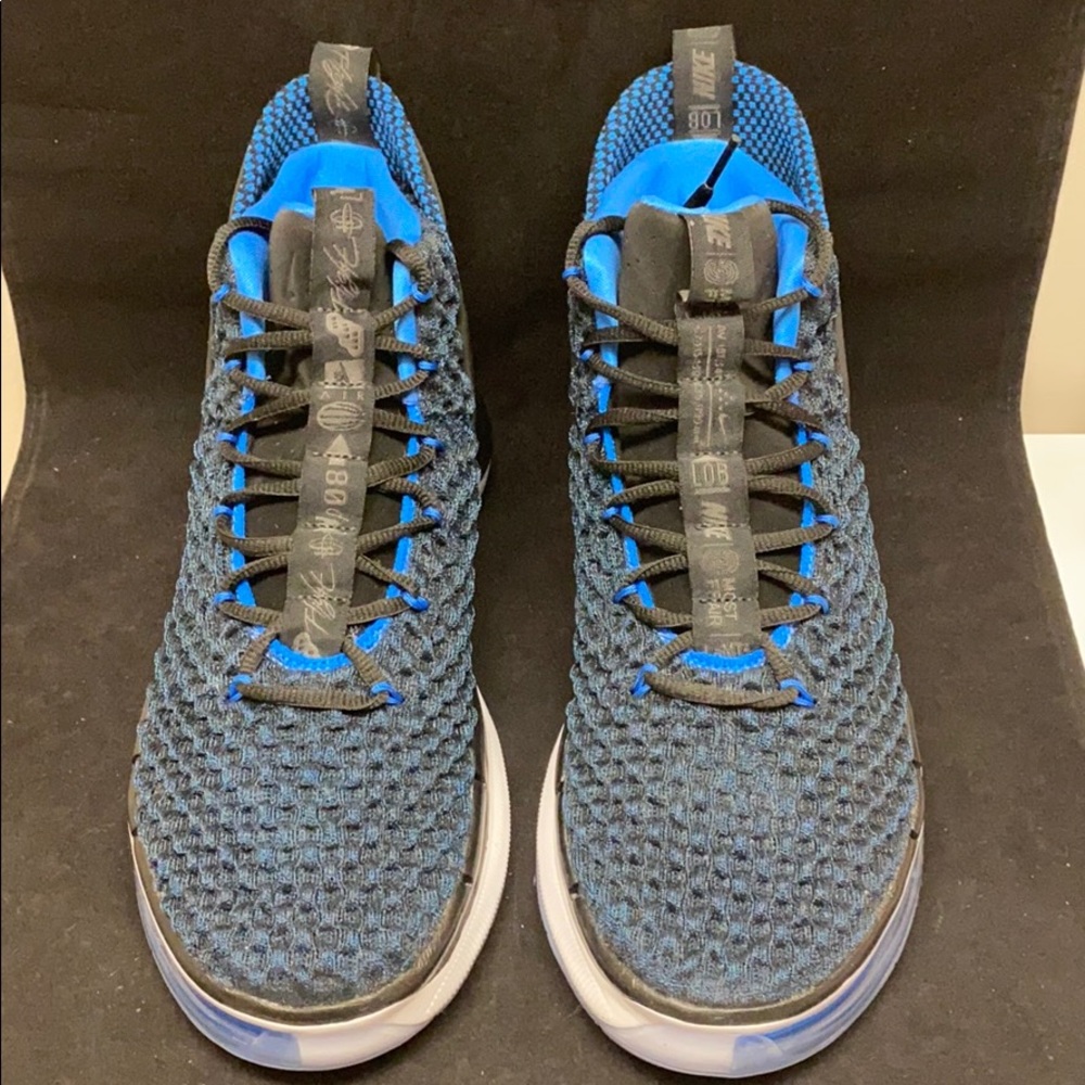 Nike Alphadunk Shoes - Picture 4 of 5